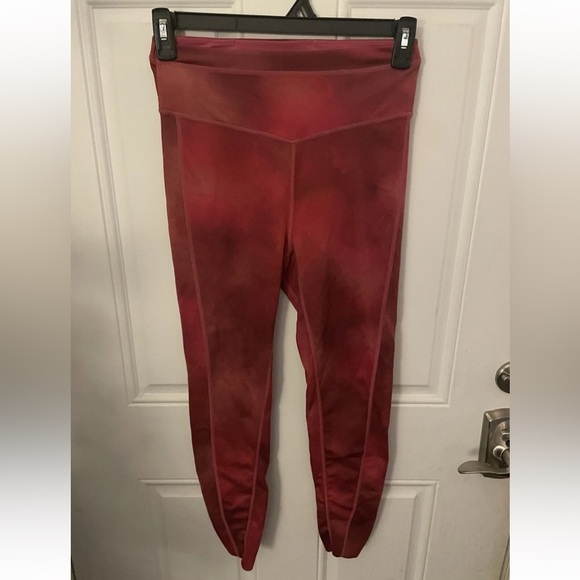 EUC Free People Movement Leggings M Pink Tie Dye FP New $78 Retail - Picture 3 of 5